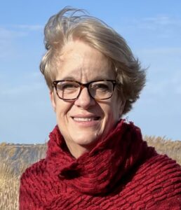 Picture of Carolyn Evans